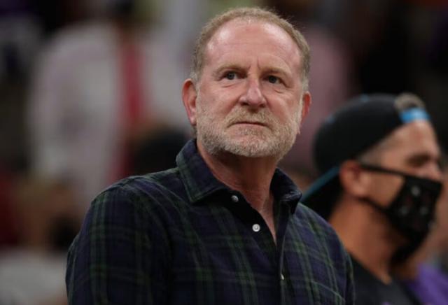 手机娱乐-萨沃尔卖队普天同庆？十亿巨额预计收益他笑纳大礼